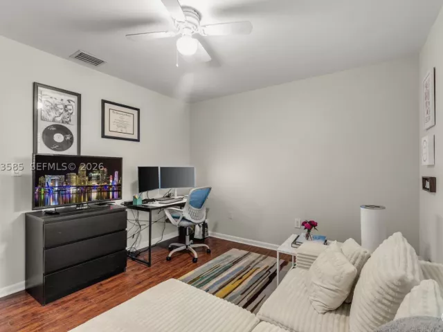 Продажа дома по адресу 7603 SW 91st Ave - фото 9287919