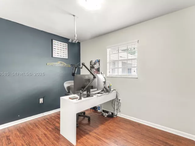 Продажа дома по адресу 7603 SW 91st Ave - фото 9287926