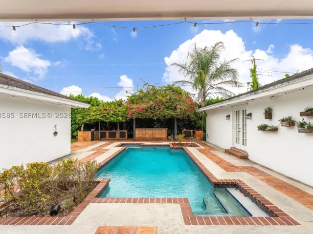 Продажа дома по адресу 7603 SW 91st Ave - фото 9287930