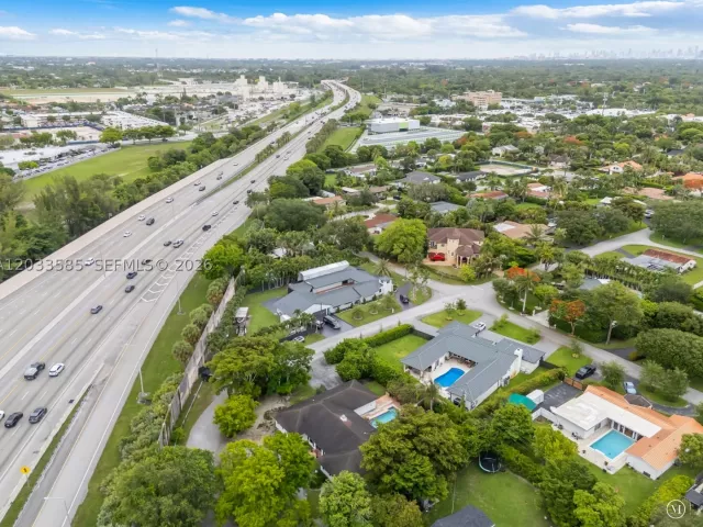 Продажа дома по адресу 7603 SW 91st Ave - фото 9287940