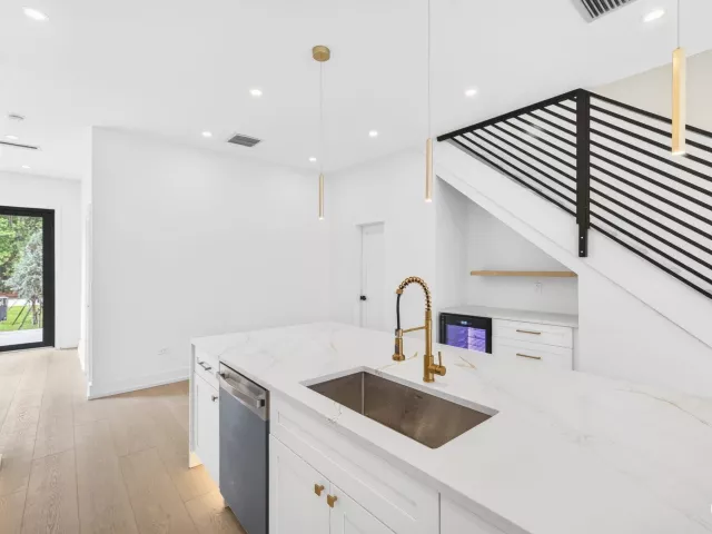 Продажа дома по адресу 507 SW 11th Street - фото 8920318