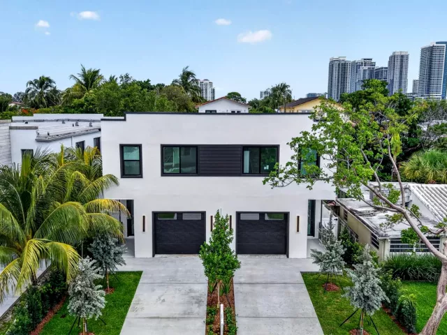 Продажа дома по адресу 507 SW 11th Street - фото 8920306