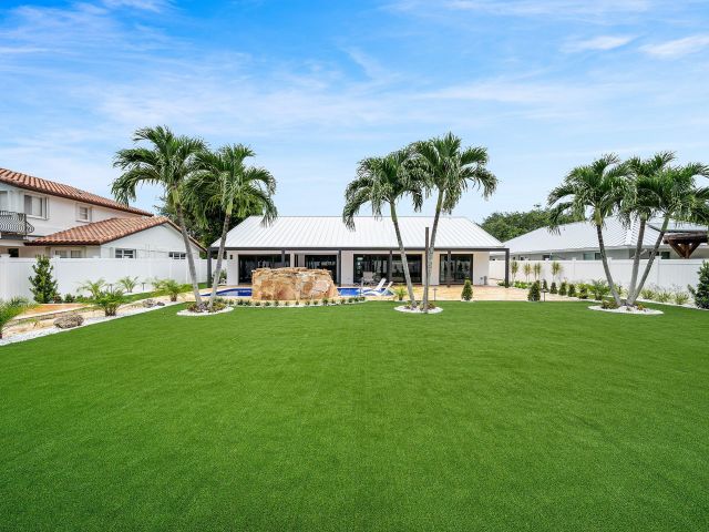 Продажа дома по адресу 1520 SW 17th Street - фото 9213908