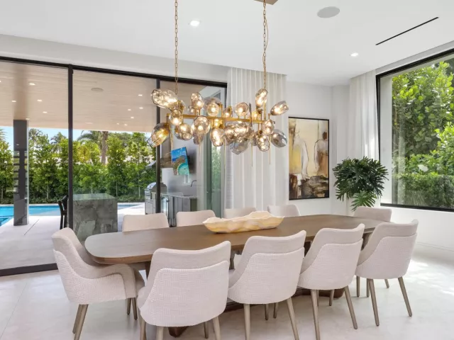 Продажа дома по адресу 217 Thatch Palm Drive - фото 8920545