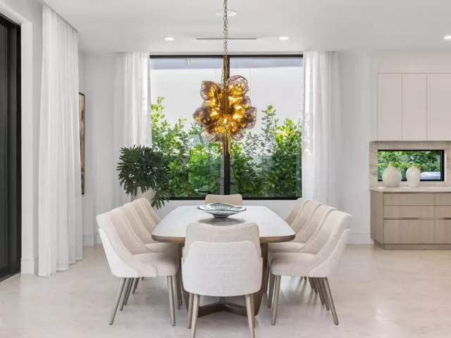 Продажа дома по адресу 217 Thatch Palm Drive - фото 8920550