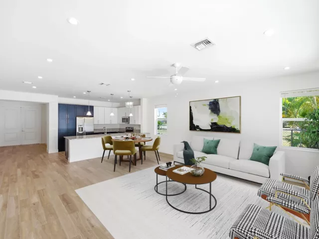 Продажа дома по адресу 316 SW 4th Avenue - фото 9381114