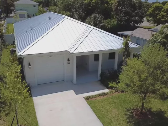 Продажа дома по адресу 316 SW 4th Avenue - фото 9381105