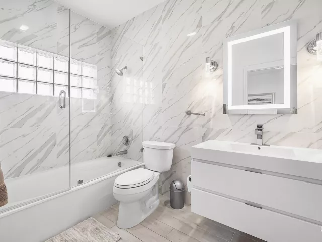 Продажа дома по адресу 4976 Bocaire Boulevard - фото 9039310