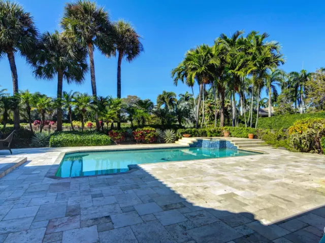 Продажа дома по адресу 4976 Bocaire Boulevard - фото 9039315