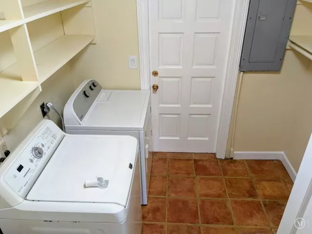 Продажа дома по адресу 299 NW 12th Street - фото 8897489
