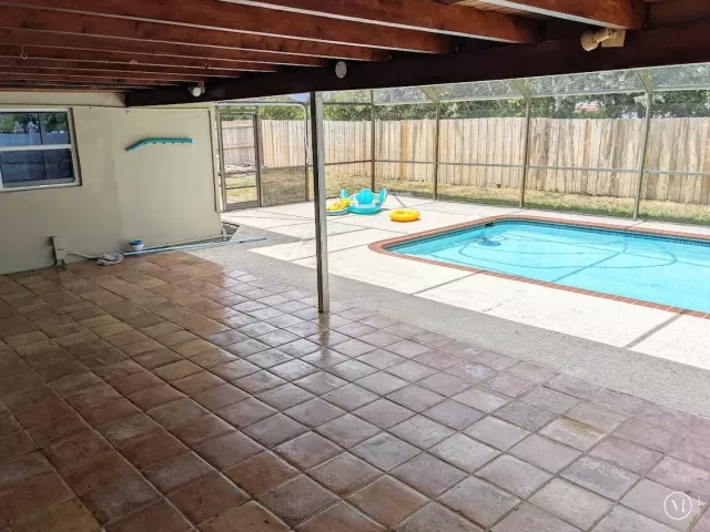 Продажа дома по адресу 299 NW 12th Street - фото 8897478