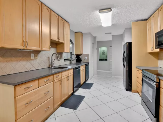 Продажа дома по адресу 7833 San Marcos Place - фото 9282742