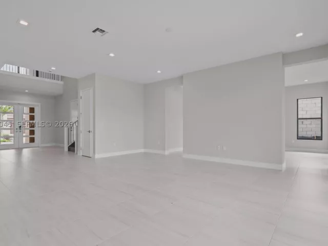 Продажа дома по адресу 9523 Royal Woods Mnr - фото 8947201