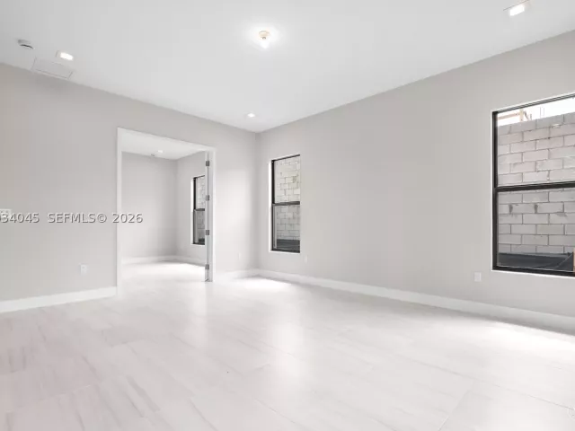 Продажа дома по адресу 9523 Royal Woods Mnr - фото 8947205