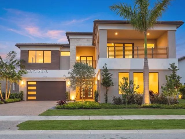 Продажа дома по адресу 9523 Royal Woods Mnr - фото 8947193