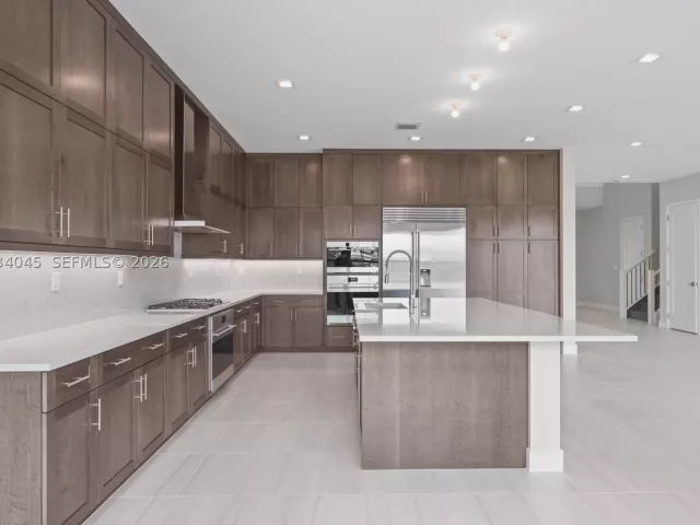 Продажа дома по адресу 9523 Royal Woods Mnr - фото 8947195