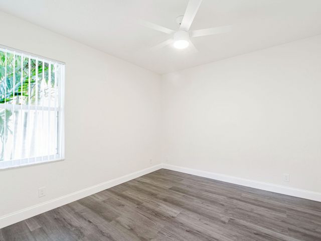 Продажа дома по адресу 12630 Torbay Drive - фото 8023298