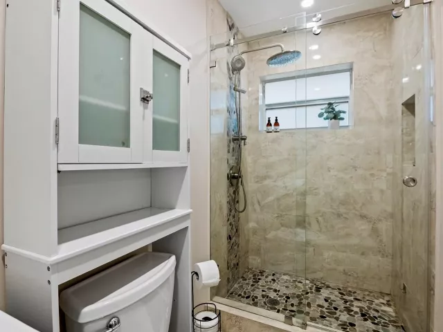 Продажа дома по адресу 1813 SW 10th Court - фото 9377048