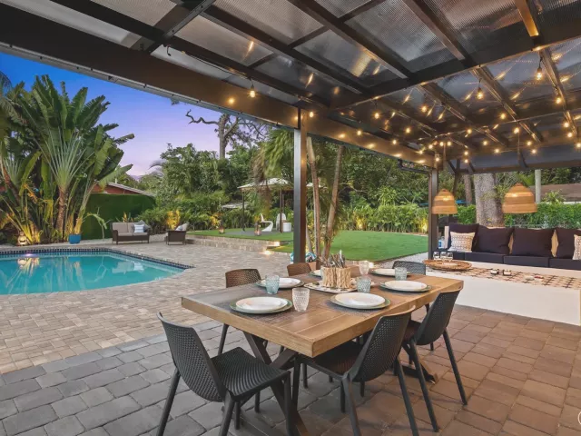 Продажа дома по адресу 1813 SW 10th Court - фото 9377035