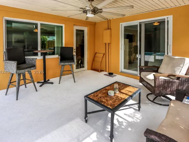 Продажа дома по адресу 1324 Washington St - фото 9322224