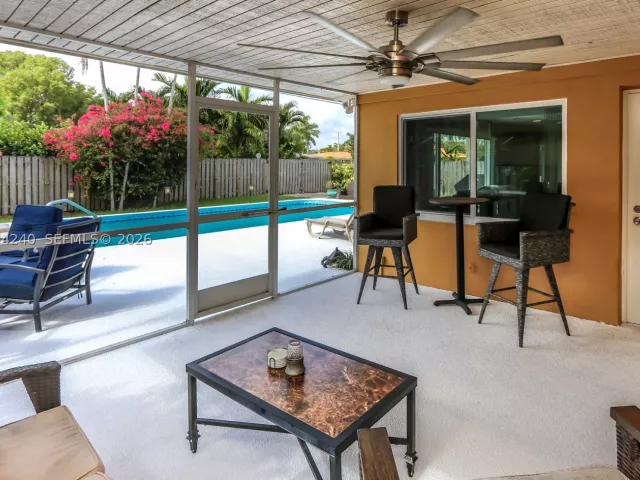 Продажа дома по адресу 1324 Washington St - фото 9322225