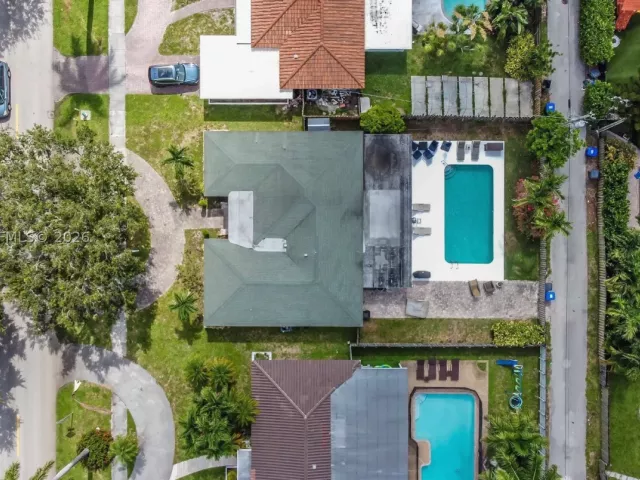 Продажа дома по адресу 1324 Washington St - фото 9322232