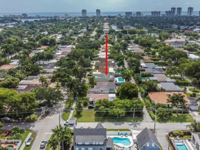 Продажа дома по адресу 1324 Washington St - фото 9322233