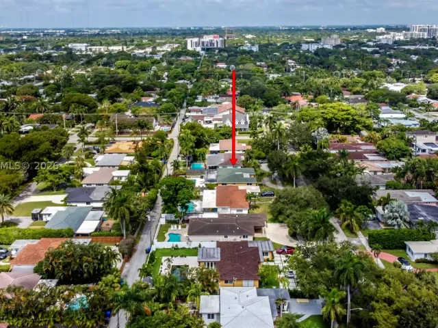 Продажа дома по адресу 1324 Washington St - фото 9322234