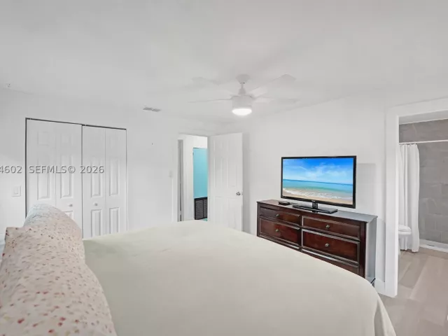 Продажа дома по адресу 3413 SW 12th Ct - фото 8899082