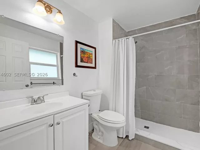 Продажа дома по адресу 3413 SW 12th Ct - фото 8899083