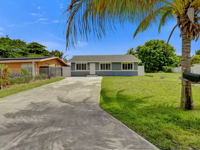 Продажа дома по адресу 3413 SW 12th Ct - фото 8899066