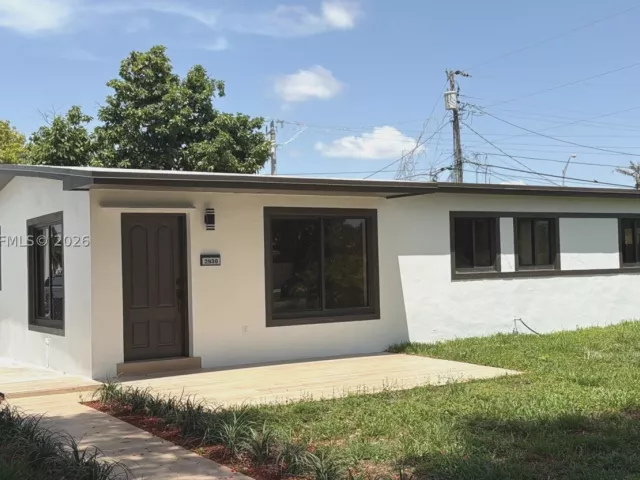 Продажа дома по адресу 2930 SW 106th Ave - фото 8893417