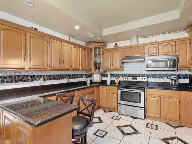 Продажа дома по адресу 348 NE 118th St - фото 8871515