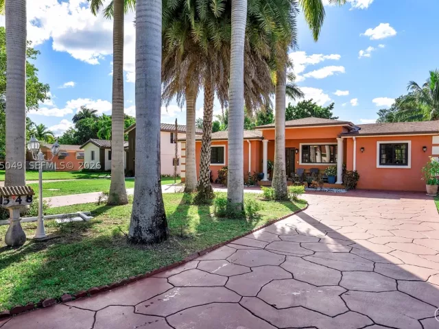 Продажа дома по адресу 348 NE 118th St - фото 8871508