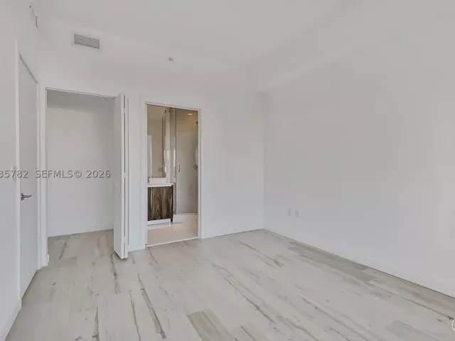 Квартира в аренду номер904 - фото 9296352