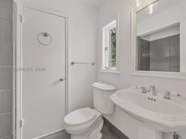 Продажа дома по адресу 440 SW 29th Rd - фото 8918122