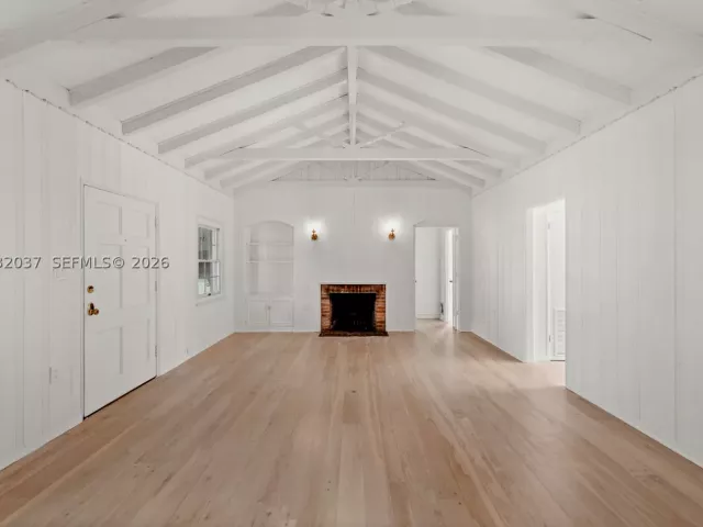 Продажа дома по адресу 440 SW 29th Rd - фото 8918110