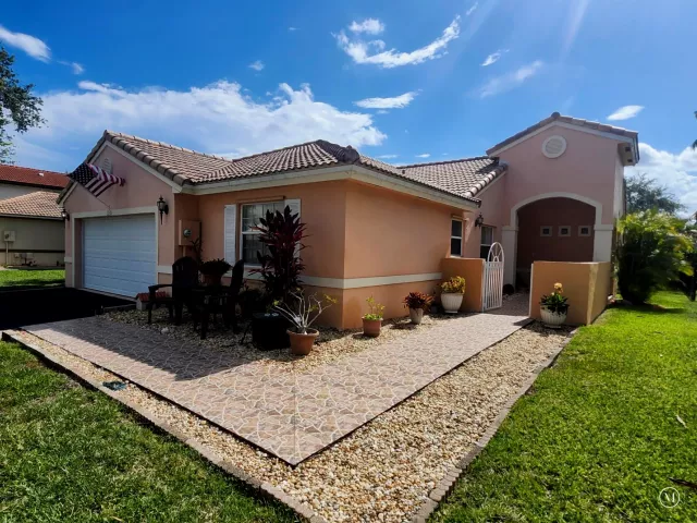Продажа дома по адресу 120 NW 189th Avenue NW - фото 9267218