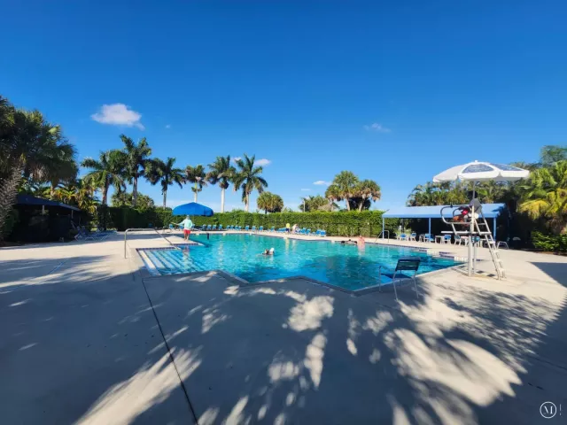 Продажа дома по адресу 120 NW 189th Avenue NW - фото 9267261