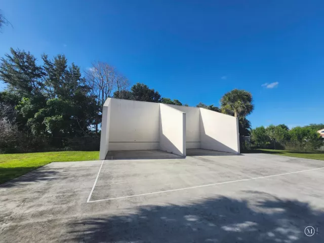 Продажа дома по адресу 120 NW 189th Avenue NW - фото 9267265