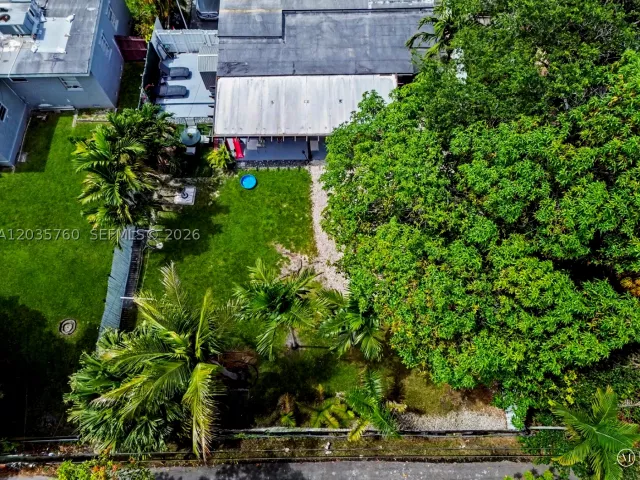 Продажа дома по адресу 960 NE 146th St - фото 8960170