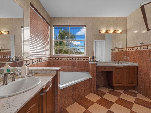 Продажа дома по адресу 11258 NW 47th Ln - фото 7944854