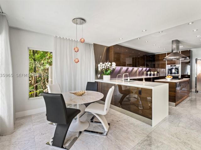 Продажа дома по адресу 6944 Sunrise Ter - фото 8424284