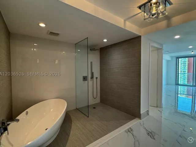 Квартира в аренду номер5-1003 - фото 9096420