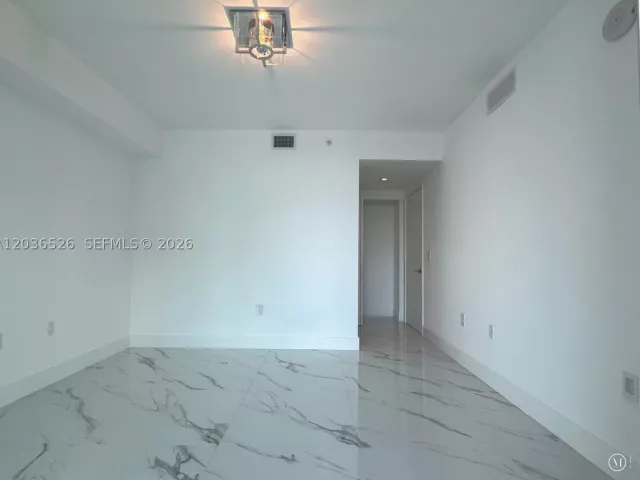 Квартира в аренду номер5-1003 - фото 9096438