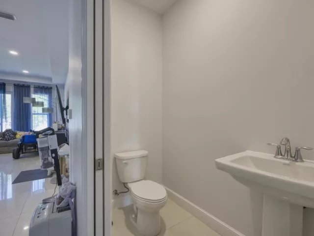 Продажа дома по адресу 941 Fitch Drive - фото 9352282