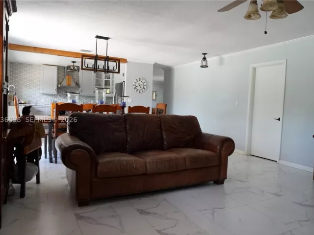 Продажа дома по адресу 21217 SW 160 ST - фото 8860517