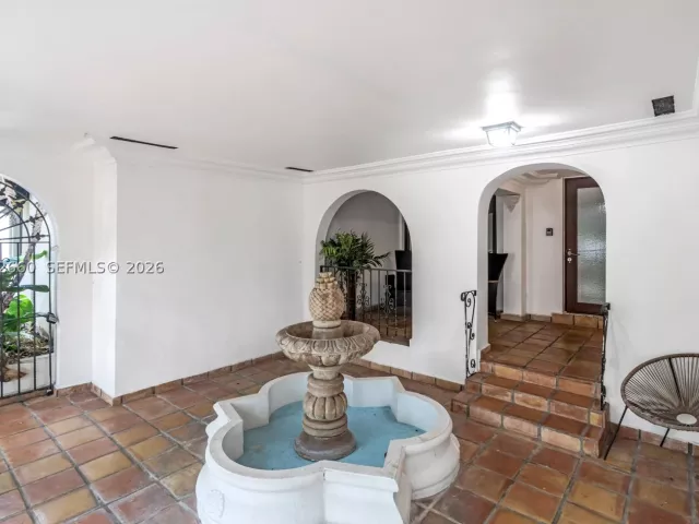 Продажа дома по адресу 520 SW 22 rd - фото 9169922