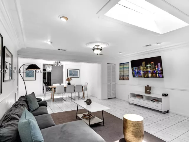 Продажа дома по адресу 520 SW 22 rd - фото 9169937