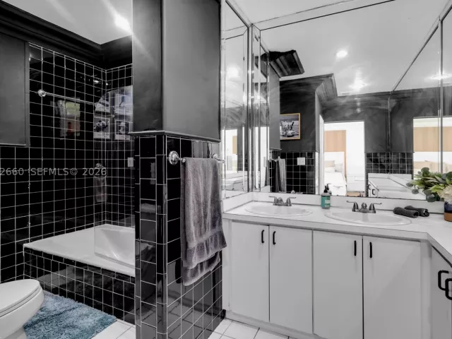 Продажа дома по адресу 520 SW 22 rd - фото 9169959